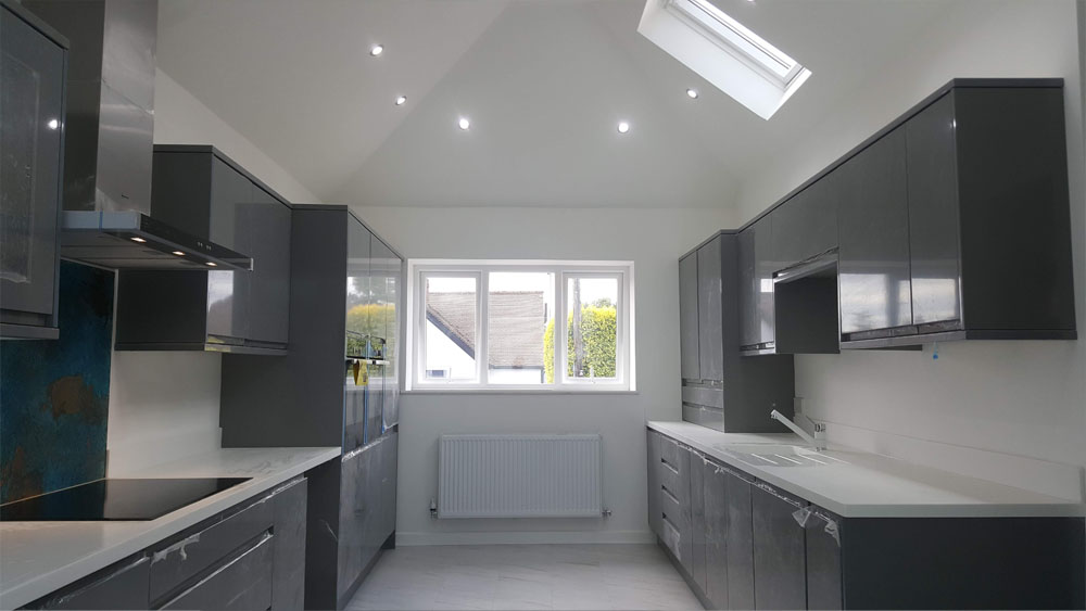 Renovation and New Roof Rockmount Rd L18